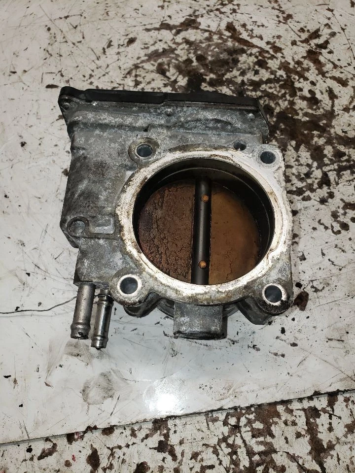 Conjunto de válvula de acelerador de cuerpo de acelerador 3,5 L 6 cilindros para 05-18 AVALON 1375600 Foto 2 de 4