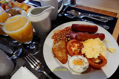 Foto 6x4 Belfast - Hilton Hotel - Esszimmer - \Full Irish\ Frühstück B c2013