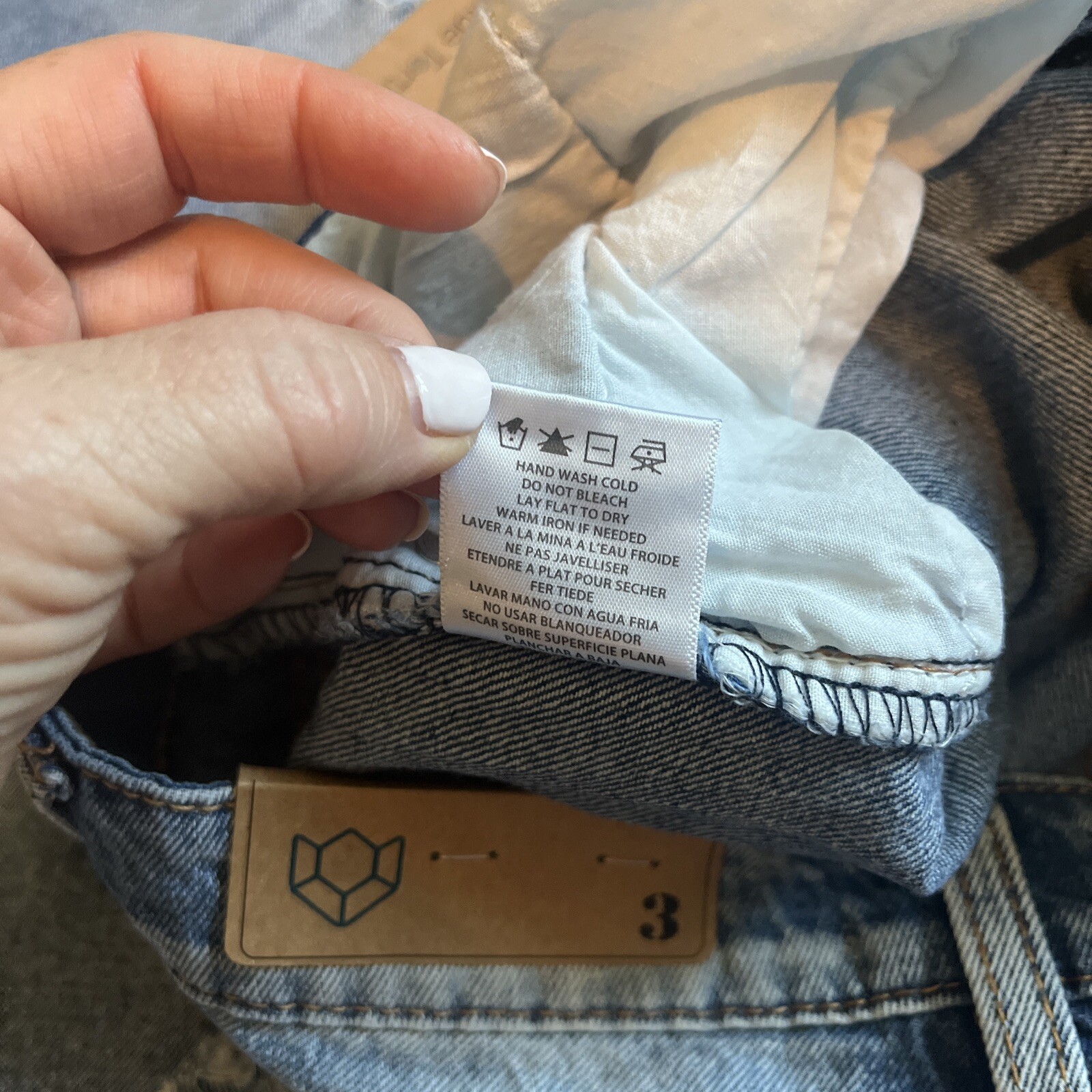 Blue Turtle Womens Size 3 (28x29) Denim  Hole Punch Jeans Distressed NWT - View 6
