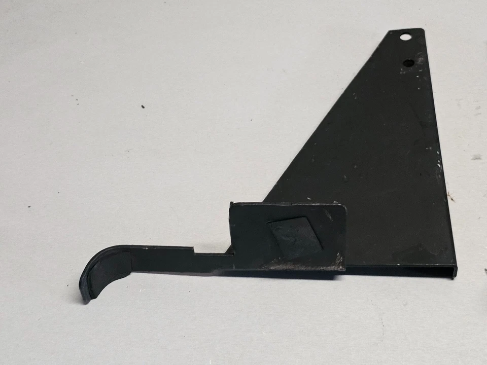 Kit de montaje del tanque de combustible Dixon ZTR 5502 539124151, 539124150, Foto 2 de 4