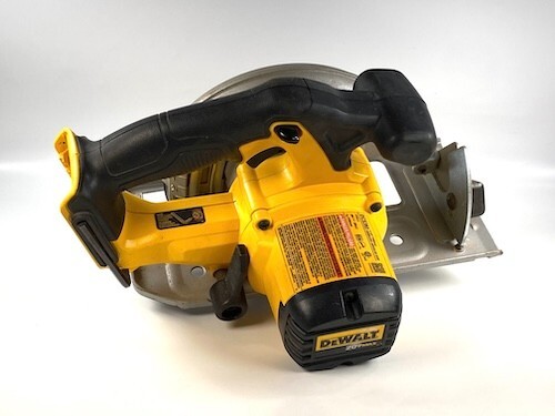 DEWALT DCS393 20V MAX 6-1/2" Cordless Circular Saw - Tool Only - Picture 2 of 13