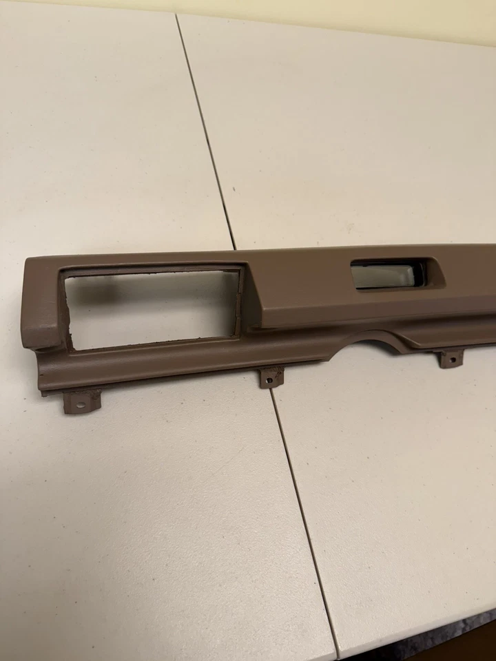 НОВЫЙ ИЗ СТАРЫХ ЗАПАСОВ GM OEM PONTIAC 6000 1984-1991 КРЫШКА ПРИБОРНОЙ ПАНЕЛИ ПРИБОРНАЯ ПАНЕЛЬ ВЕНТИЛЯЦИОННАЯ ПАНЕЛЬ A/C - Изображение 3 из 4