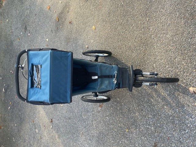 burley solstice jogging stroller