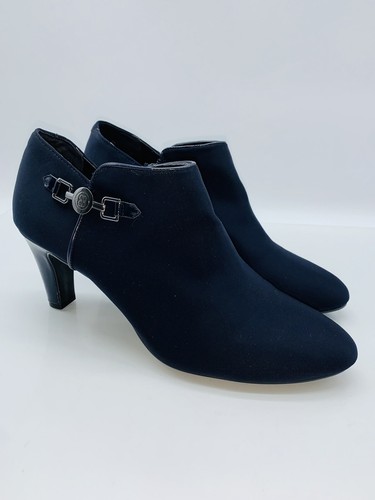 Bandolino Women's Wendy Shooties Navy 