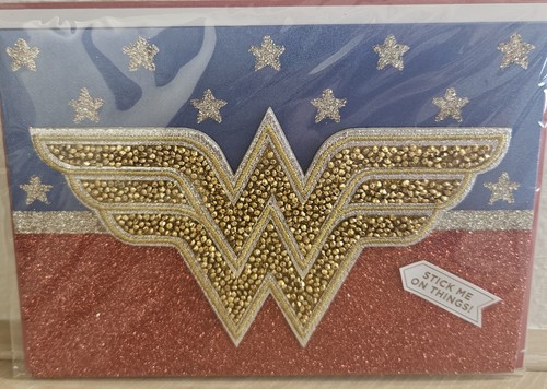 Tarjeta de felicitación de cumpleaños PAPYRUS WB DC GEMMED Wonder Woman Stick Me On Things - Imagen 3 de 6