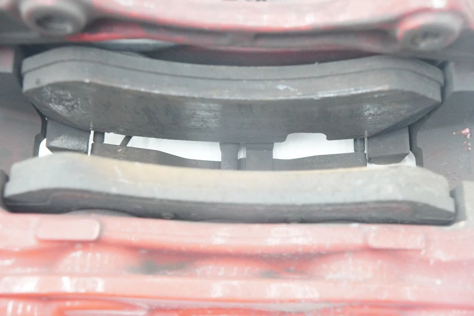 Front Right Brake Caliper Red 2314212698 OEM Mercedes S63 AMG W222 2014-20 - Image 4 of 4