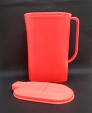 Tupperware Slim Line Pitcher 2qt With Lid-Neon Orange-FIts In Fridge Door-NEW!!!