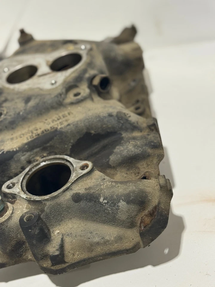 1993 GMC CHEVY C/K 1500 2500 3500 305 V8 ENGINE LOWER INTAKE MANIFOLD USED - Image 3 of 4