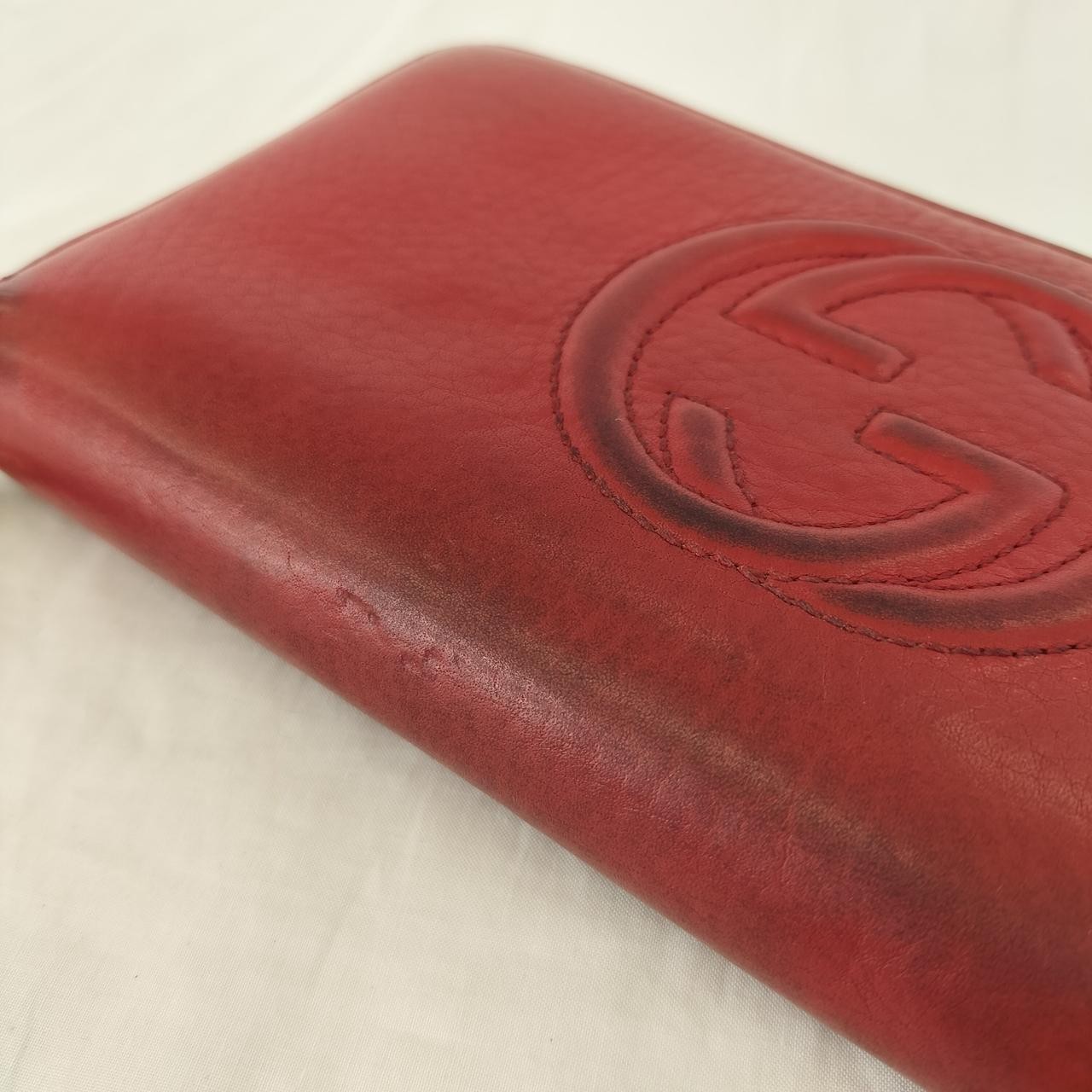 GUCCI Authentic Soho Interlocking G Round Zipper … - image 5