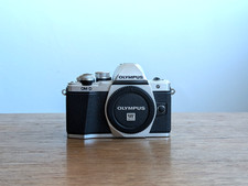 Olympus OM-D E-M10 Mark II (Body Only) - Excellent Condition