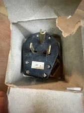 Pass & Seymour Legrand Angle Plug 250V 30 Amp/50 Amp, 2 Pole 3 Wire  3869 NOS