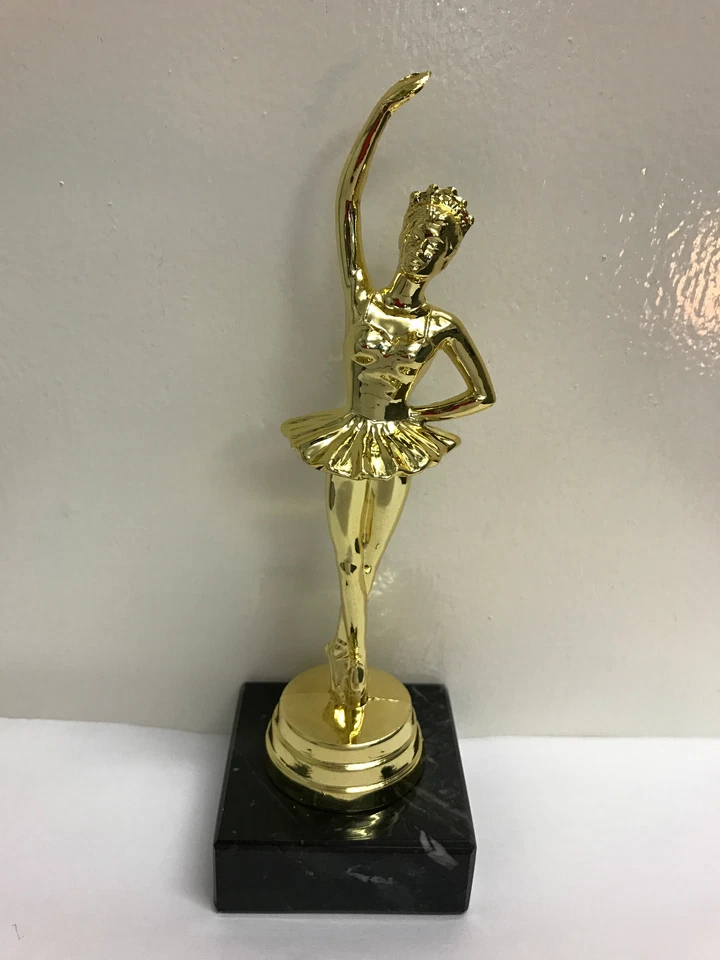 KNIGHTS TROPHIES Trofeo BALLERINA DANZA INCISIONE GRATUITA