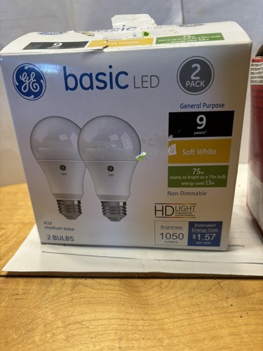 Two Ge Bulbs, Led 3 Sylvania Bulbs 2 40w Clear 1 Opale 150w - Picture 2 of 4