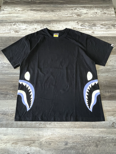 NWOT A Bathing Ape BAPE Dual Side Shark Head Glow In The Dark Shirt XL - Afbeelding 1 van 13