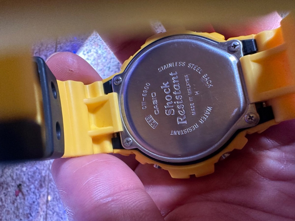 G-SHOCK フォックスファイヤー スラッシャー DW-6900H-9イエロー G-SHOCK 'DW-6900H-9JF'スラッシャーモデル FOX FIRE CASIO