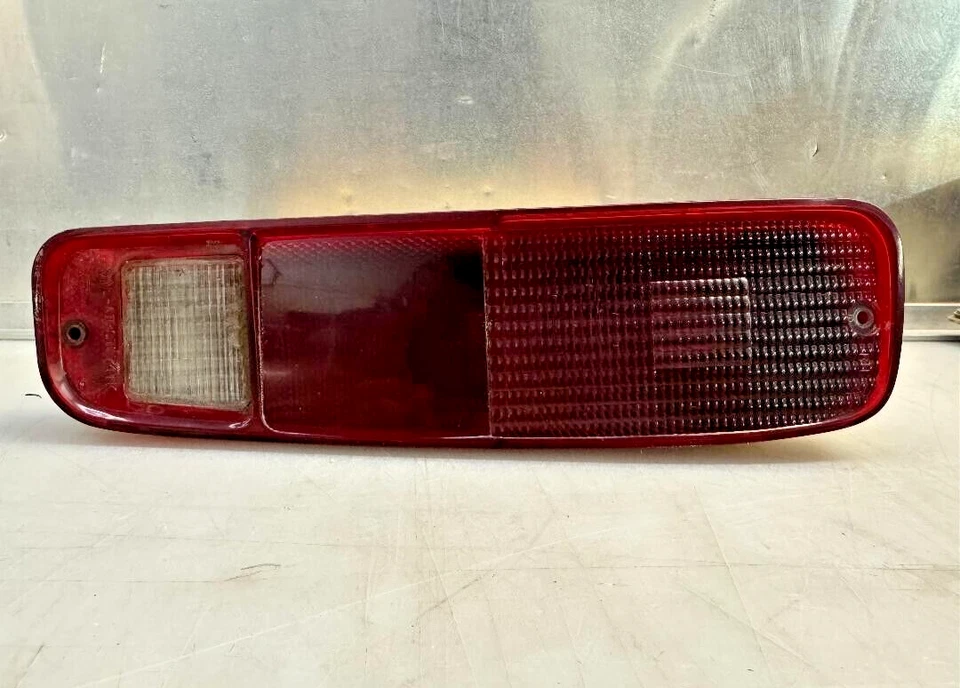 Camión Ford serie F 1974-1979/luz trasera derecha Bronco D4TB-13440-A OEM Foto 2 de 4