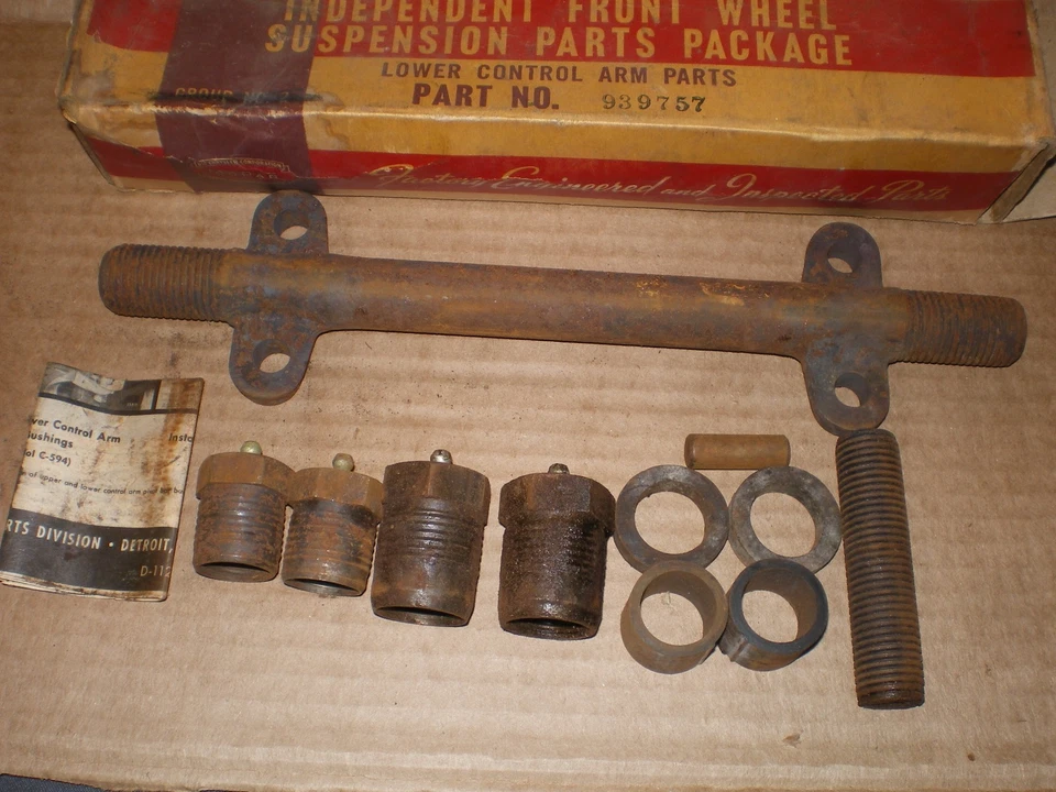 NOS 1939 PLYMOUTH P7 P8 DODGE D11 DELUXE D11S PACOTE DE PEÇAS DE BRAÇO DE CONTROLE INFERIOR - Imagem 2 de 2