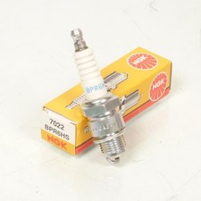 Bougie d'allumage NGK BPR6HS / 7022 pour deux roues moto scooter Neuf