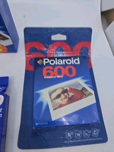 Lot of 6 Polaroid 600 Instant Film - Picture 5 of 7