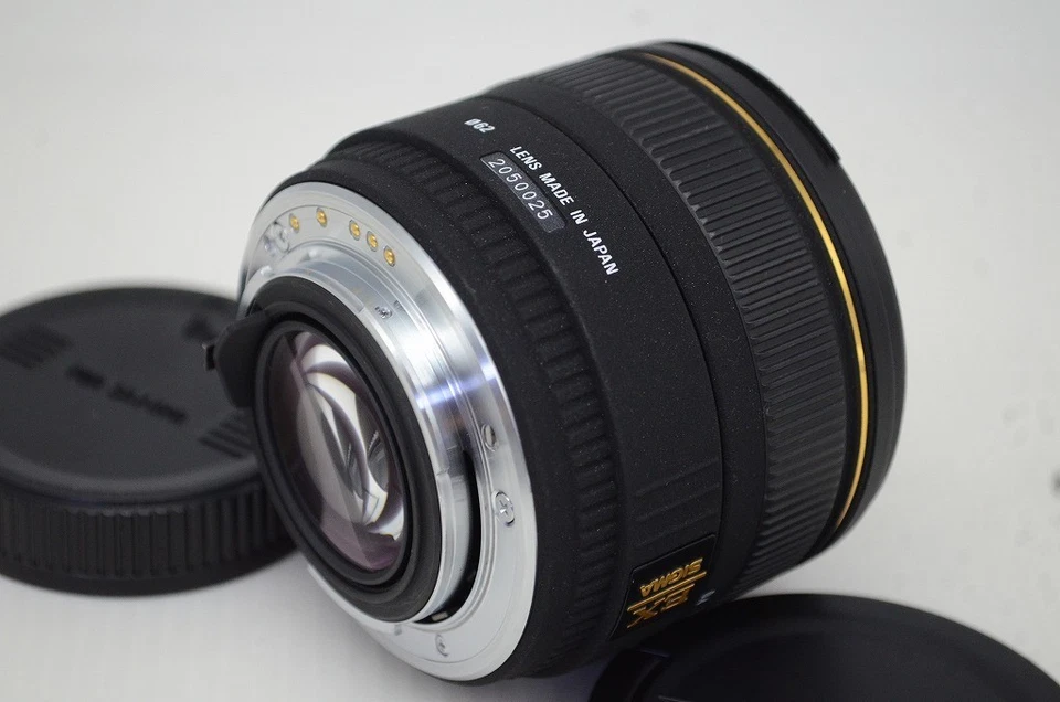 [Near mint] SIGMA 30mm F1.4 EX DC Lens for PENTAX K Mount w/ Hood #251110h - Image 3 of 4