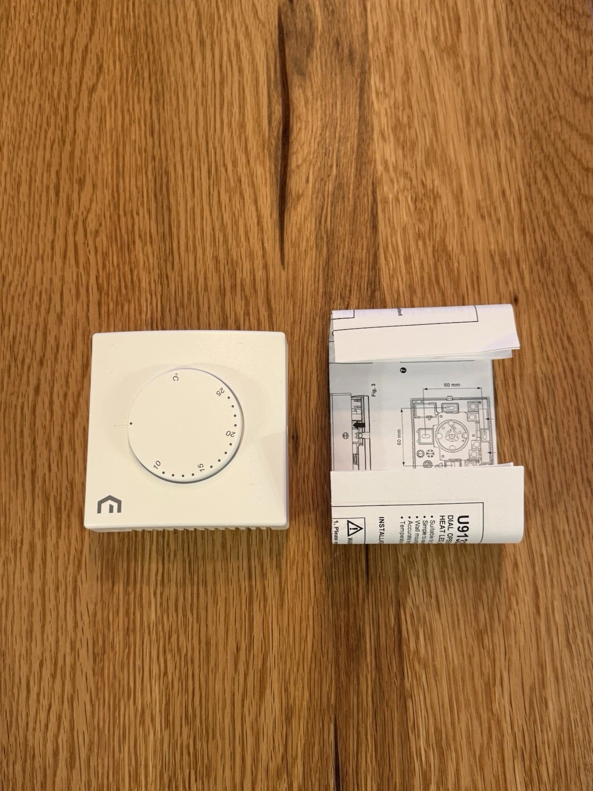 Emmeti U9132106 Electromechanical Thermostat 230V/24V - Brand New Boxed