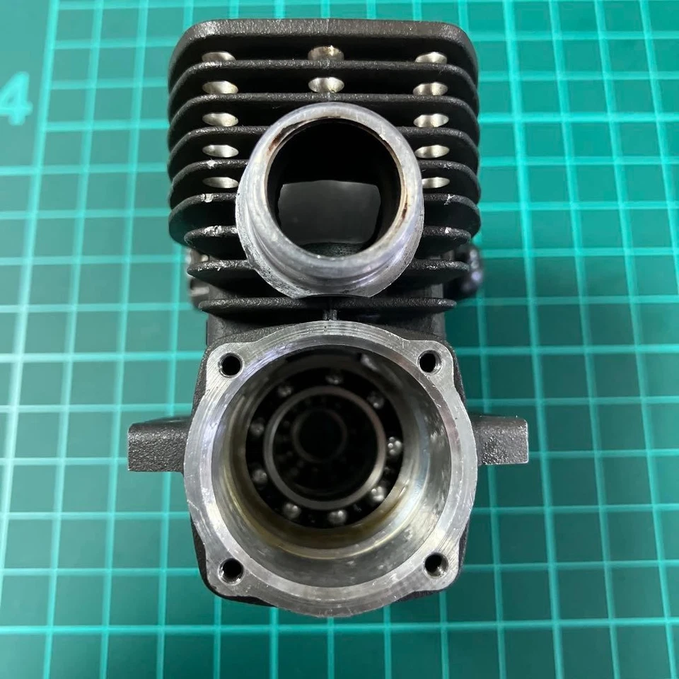 Used Novarossi TORONERO RC Engine Off-Road Long Stroke 21 Class Kit - Image 3 of 4