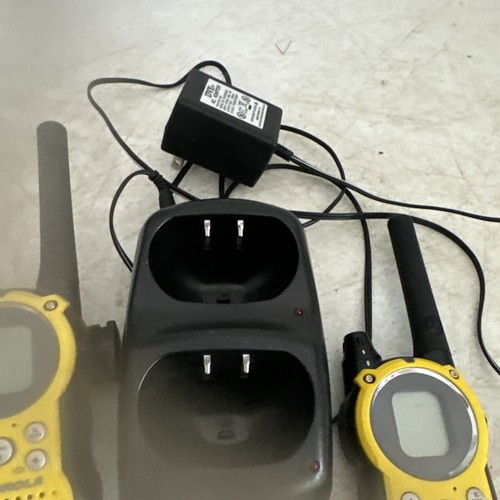 2 Motorola Talkabout Radio K7GT9500 Durable And Dependable Walkie-Talkie yellow - Zdjęcie 6 z 8