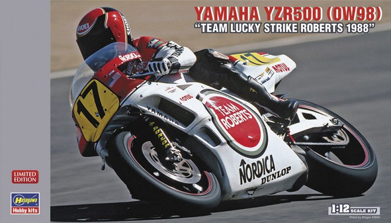 Hasegawa 1/12 Model Kit Team Lucky Strike Roberts Yamaha YZR500