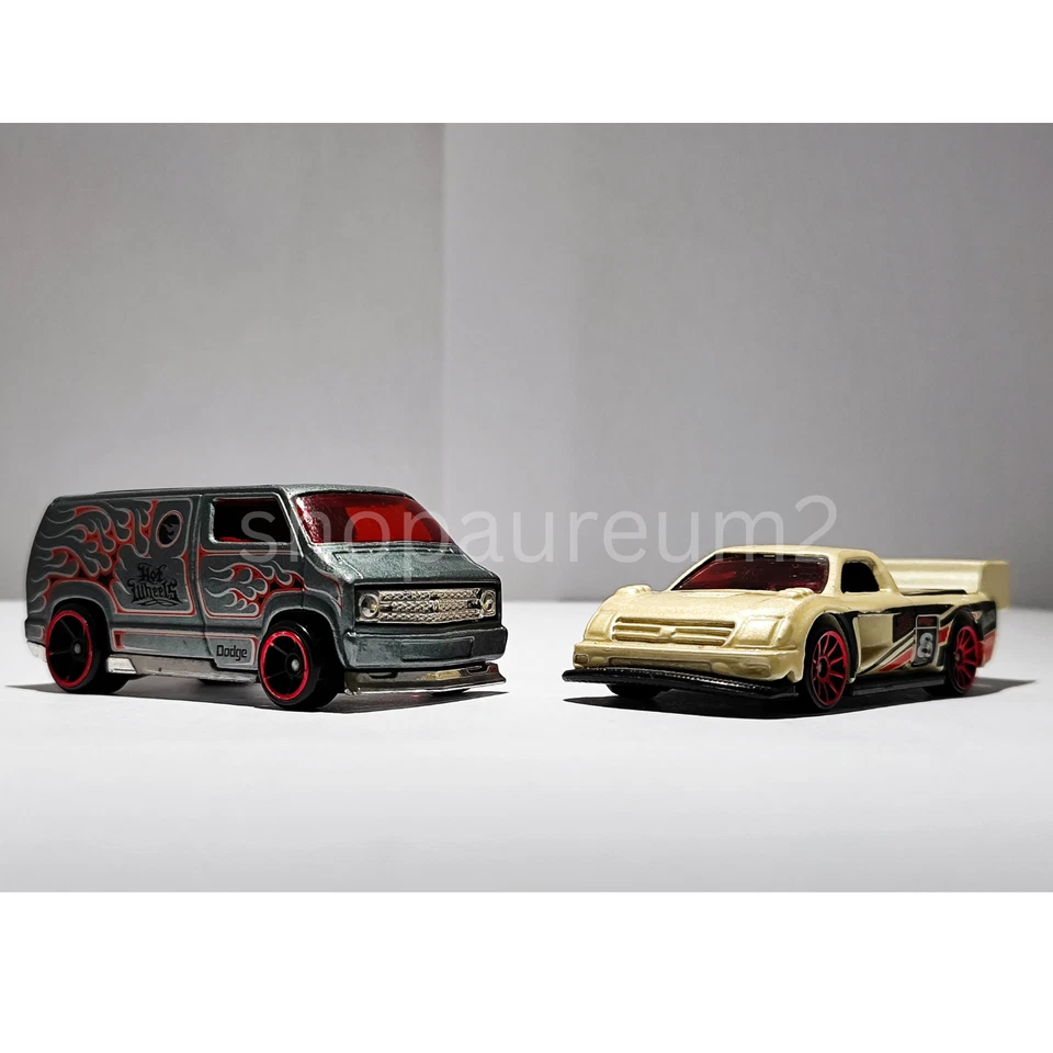 Hot Wheels Dodge-2007 Van Pikes Peak Tacoma, lote 2006 - autos diecast usados sueltos Foto 2 de 4