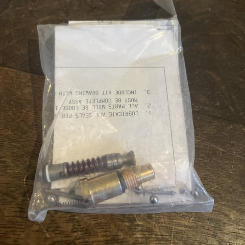 NOS John Deere OEM Detent Kit RE172250 - Picture 3 of 4