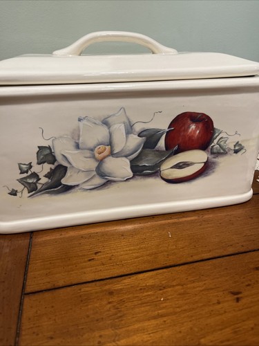Vintage country Ceramic bread Box Flower And Apples Design - Picture 9 of 9