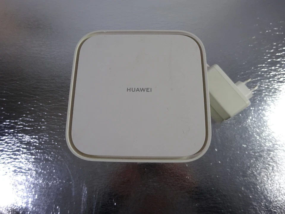 Huawei B818-263 Vodafone GigaCube CAT. 19 1,6 Gbit/s WLAN LTE micro-SIM - Bild 2 von 4