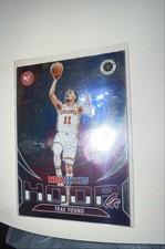 2023-24 Panini Nba Hoops Premium Stock - Hoopla Trae Young #15 Silver Prizm