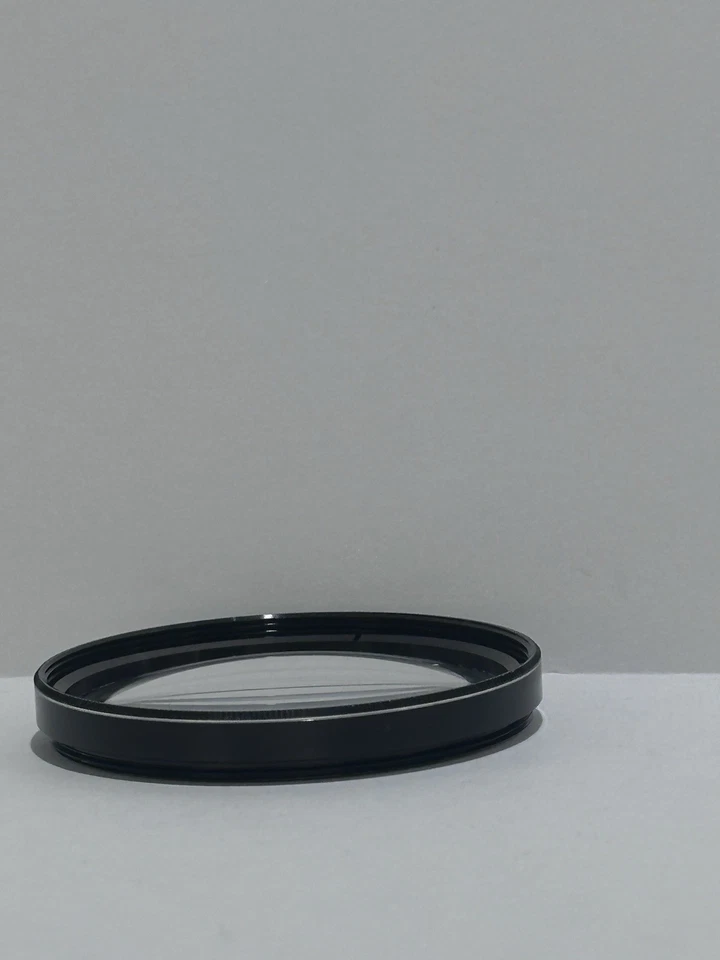 Hoya Close-up (+2) Lens Filter: Camera Lens Filter: MINT - Image 2 of 4