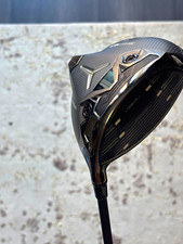 TaylorMade Qi35 Driver Right-Handed Stiff Graphite Shaft , Used 3 Times
