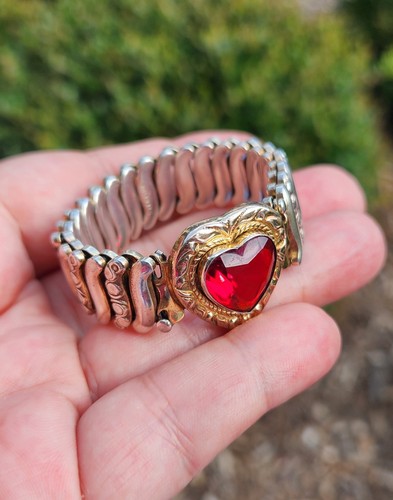 Vintage Sterling Silver Hallmark Sweetheart Red Crystal Heart Expansion Bracelet - Picture 8 of 19
