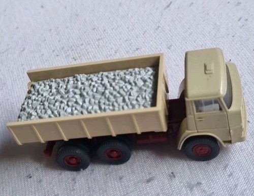 Wiking 1:87 / H0 Henschel Muldenkipper Absetzmulde mit Ladung 645 Ohne Lenkrad