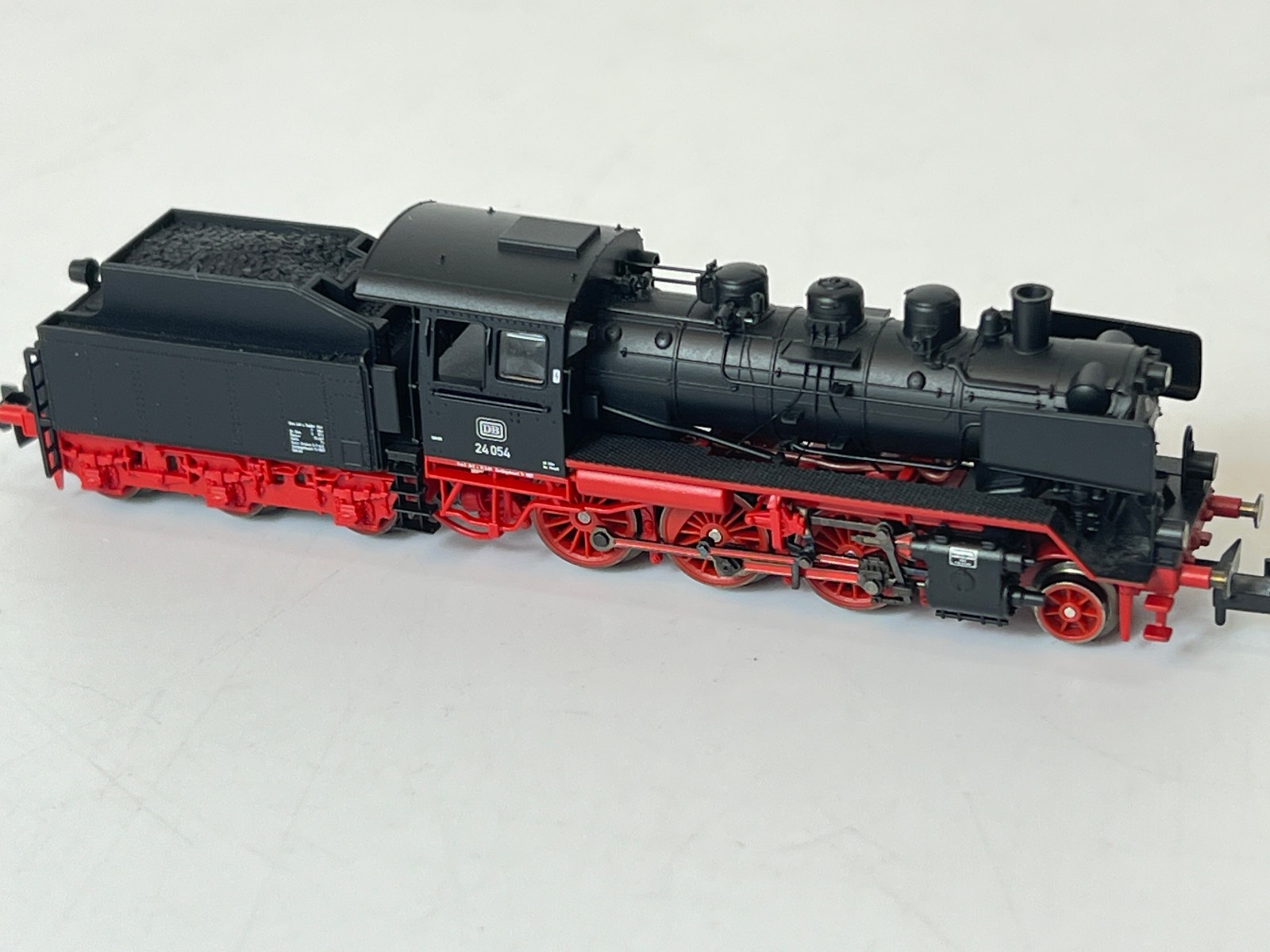 Fleischmann 87142 DCC fitted DB BR 24 steam locomotive