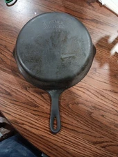 Wagner Ware Cast Iron Skillet Pan