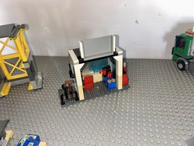 Lego City 60169 Cargo Terminal: Complete