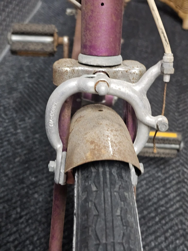 Ross Barracuda bicycle 3 Speed Banana Seat 1960s Vintage  - Image 3 of 4