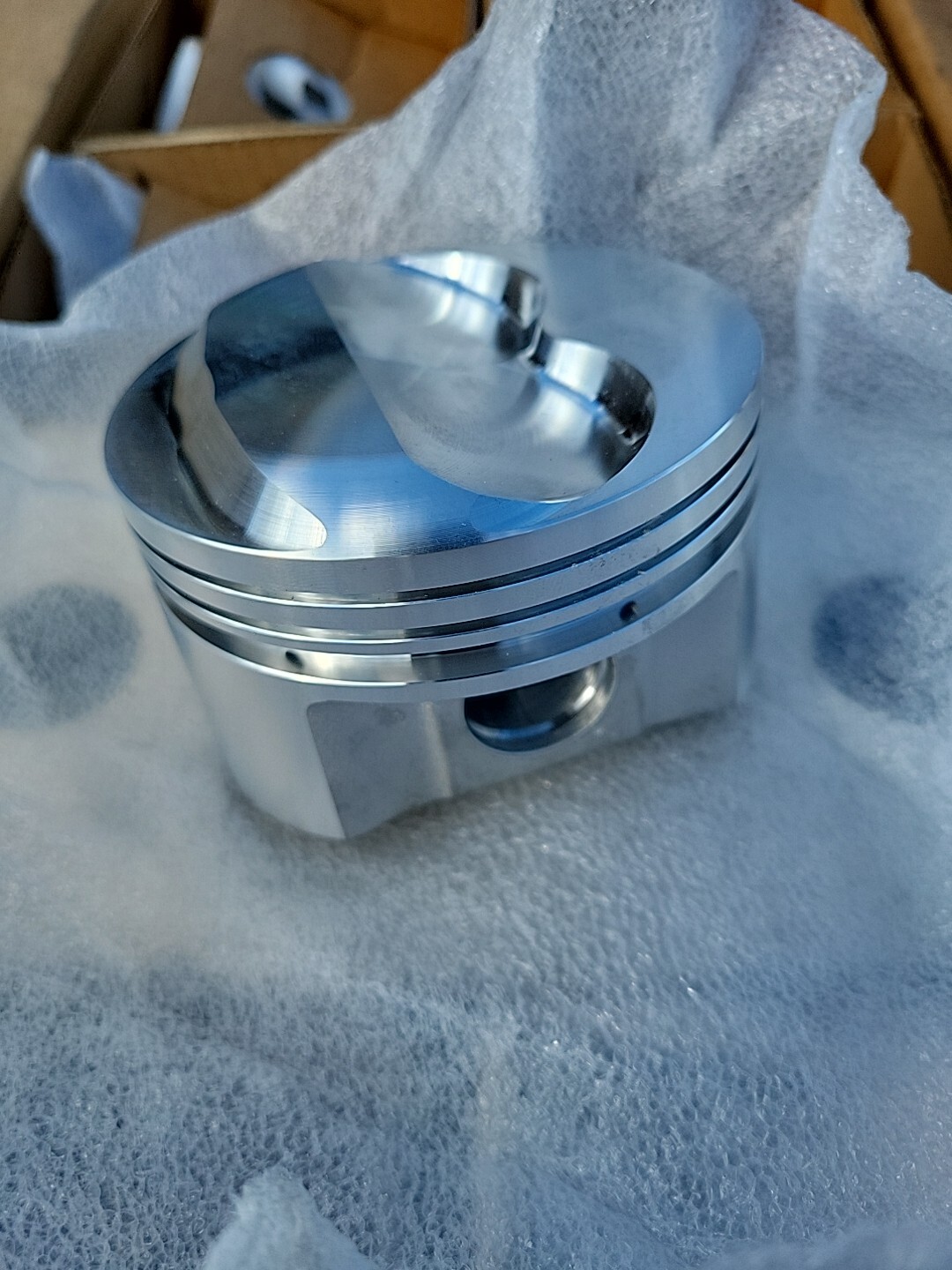 SRP 140344 SBC Domed Piston Set 4.030 Bore +7cc 383 400 .30 Over