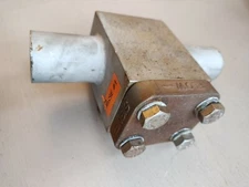 Paddle Wheel Flow Sensor / Tee Housing W/ Signet Metalex Cap, Bolts, Gasket