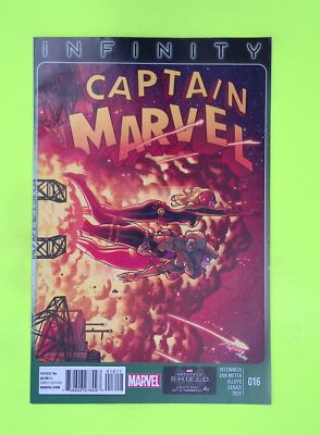 Captain Marvel #16 Vol. 6 2013 Marvel Comics Mid Grade Comic Book K38-180