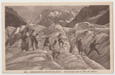 CPA - Chamonix-Mont-Blanc - Crevasses sur la Mer de Glace - (74)