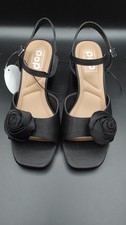 Journee Collection Pop Shaea Black Block Heel Sandals Women s Size 9M