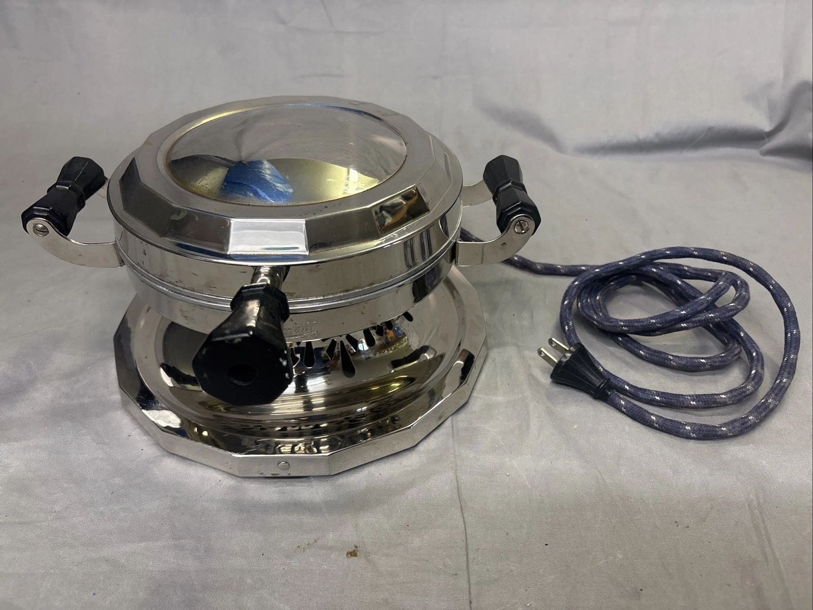 Vintage Hotpoint Edison Electronics Waffle Iron Maker Pat 1922 - Working Order