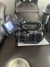 Panasonic AG-UX90 4k Charger /Battery