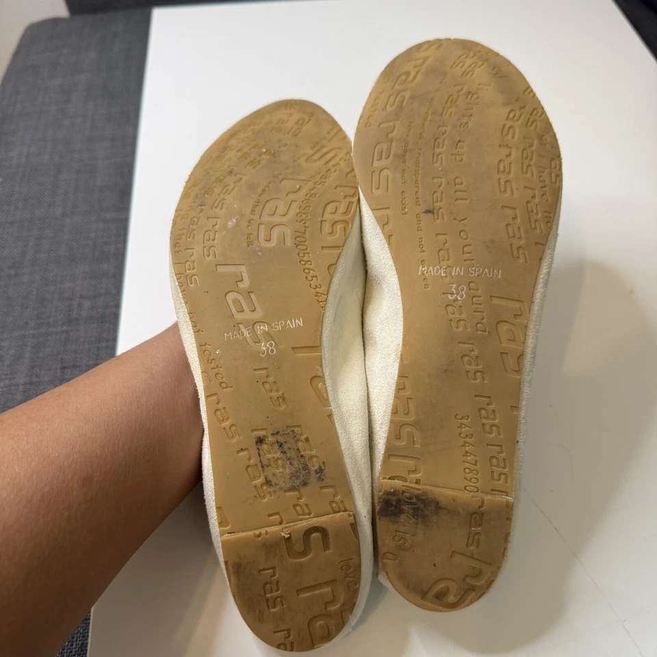 RAS Crema Planos Lentejuelas Rojo San Valentín Corazón Mujer Talla 38 Hecho en España Usado en Excelente Condición Foto 4 de 4