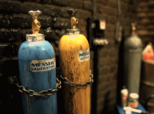 Gas Gasflasche Acetylen Sauerstoff Schweissen Werkstat Deko Diorama Zubehör 1/18 - Bild 1 von 4